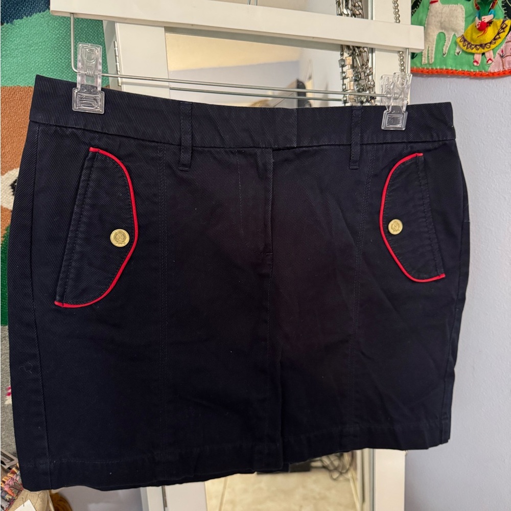 Tommy Hilfiger, navy denim skirt size 10, 100% cotton red piping around  pockets